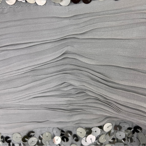 BCBGMAXAZRIA StunningSequined NWT Evening Dress. Size Large. Silk tie & waist - Picture 4 of 8